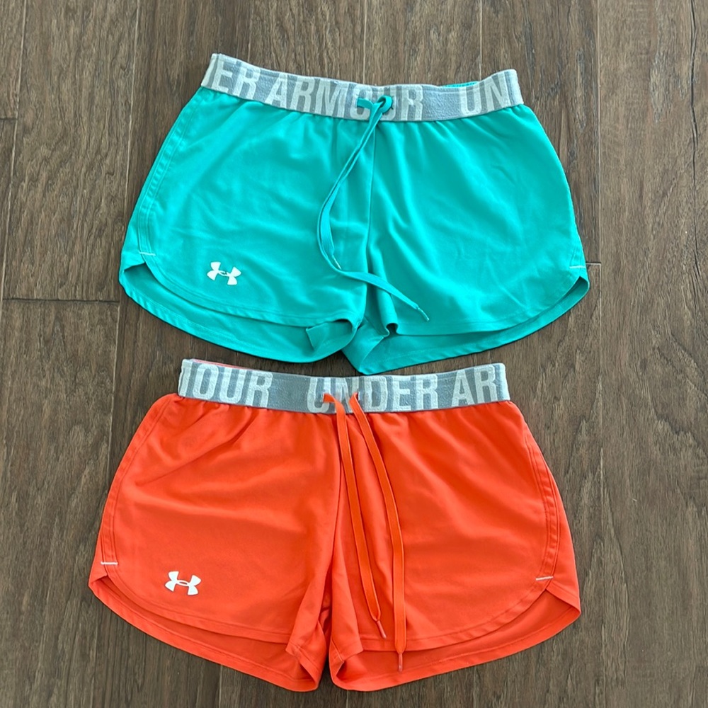 Set of 2 Under Armour shorts. Size XS.